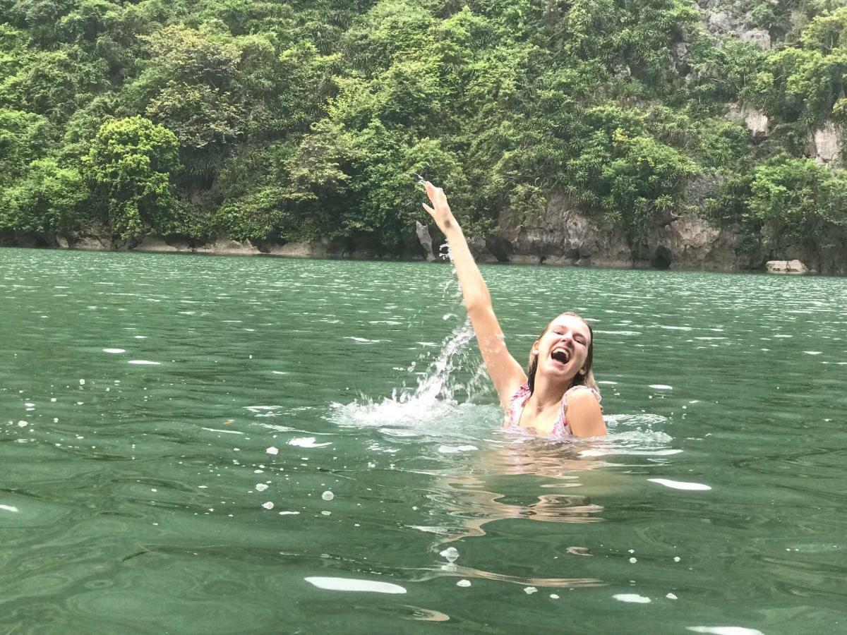Sunlight Boutique Cruise - Cat Ba Island Hotel Ha Long Exterior foto
